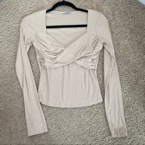 FASHION NOVA SWOOP FRONT CROSSOVER NEUTRAL KNIT TOP SM